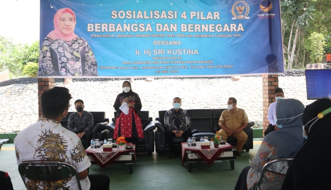 Lindungi Generasi Muda dari Pengaruh Buruk Informasi